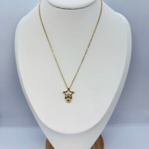 İnce Yıldızlı Ortası Zirkon Taşlı Kolye